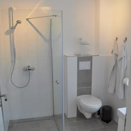 Ferienhaus Sommerbrise, Hof Zur Sonnenseite Fehmarn, 4 Sterne Feriehus Femern